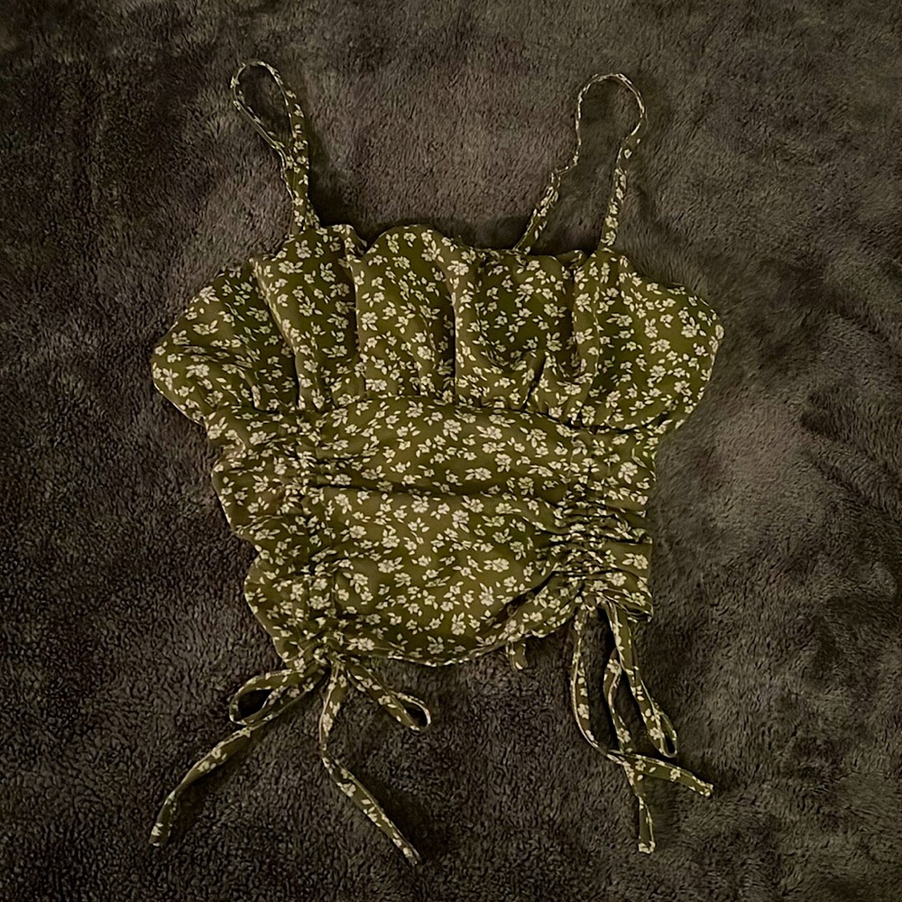 SHEIN Tanktop Floral Light Green w/ Stretch Back